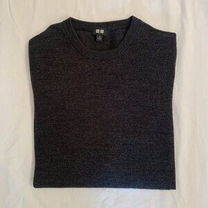 Uniqlo merino wool crewneck sweater
